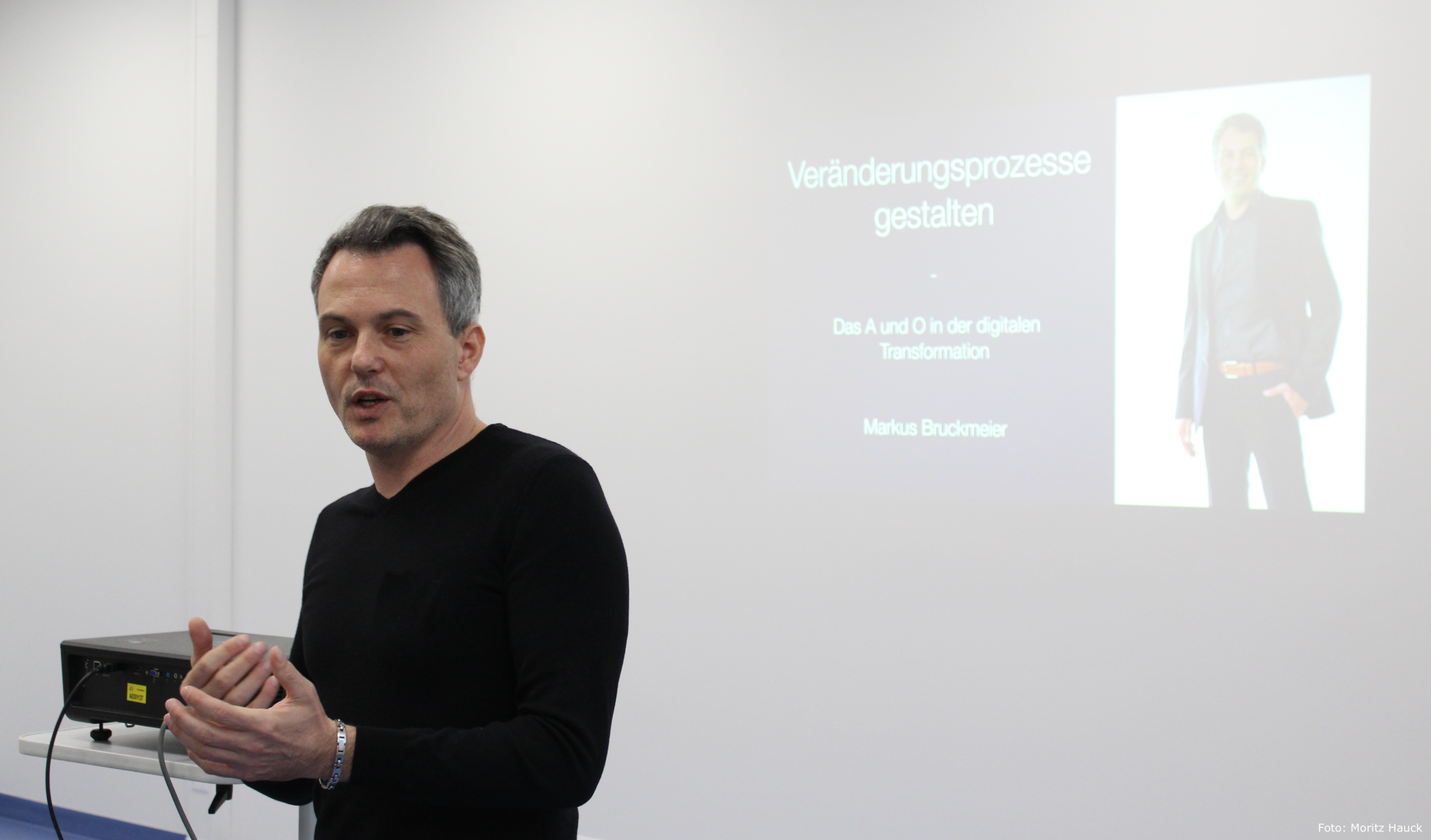 Der Keynote Speaker für Digitalisierung, Virtual Reality und Veränderung